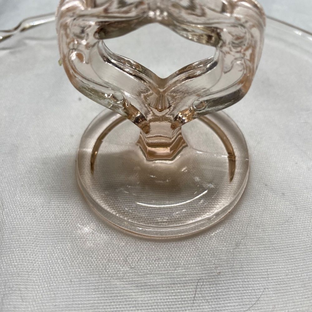 * Pink Depression Glass center-handled candy or bonbon dish 7" Vintage 1930's - Picture 9 of 10